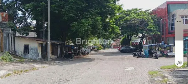 image STRATEGIS: TOKO + RUMAH, AKSES MUDAH (2)