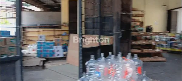 image STRATEGIS: TOKO + RUMAH, AKSES MUDAH (4)