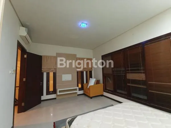 image RUMAH 2 LANTAI FURNISH SIAP HUNI HABIS RENOV (5)