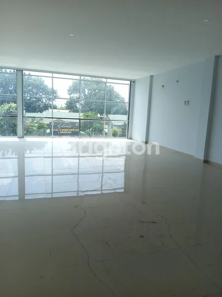 RUKAN KEREN SIAP HUNI