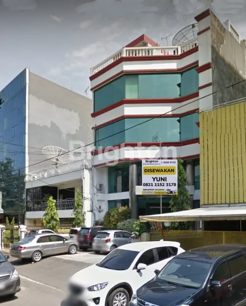 GEDUNG PERKANTORAN DI LOKASI STRATEGIS, MENTENG, JAKARTA PUSAT