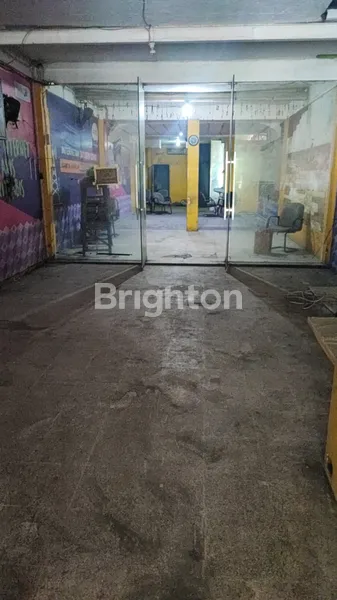 image RUMAH PUTRO AGUNG WETAN 2.5LT, RUANGAN LOS MINIM SEKAT (2)