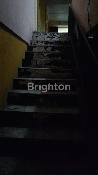 image RUMAH PUTRO AGUNG WETAN 2.5LT, RUANGAN LOS MINIM SEKAT (6)