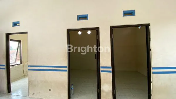 image RUMAH BANYAK KAMAR AREA SENGKALING. MINIMAL SEWA 2 TAHUN. (5)
