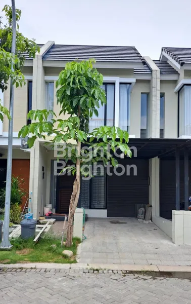 image RUMAH 2 LANTAI SIAP HUNI NORTHWEST HILL CITRALAND SURABAYA  (1)