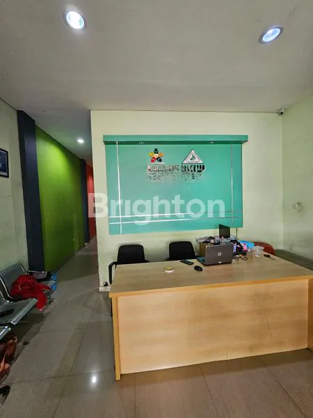 image RUKO GANDENG KRESEK RAYA, DURI KOSAMBI, JAKARTA BARAT, 3 LANTAI, UK. 10 X 14, HADAP SELATAN, PINGGIR JALAN RAYA, COCOK UNTUK KANTOR, GUDANG, EKSPEDISI, KLINIK, SALON, BIMBEL DAN USAHA LAINNYA (2)