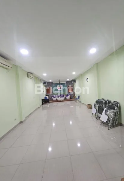 image RUKO GANDENG KRESEK RAYA, DURI KOSAMBI, JAKARTA BARAT, 3 LANTAI, UK. 10 X 14, HADAP SELATAN, PINGGIR JALAN RAYA, COCOK UNTUK KANTOR, GUDANG, EKSPEDISI, KLINIK, SALON, BIMBEL DAN USAHA LAINNYA (4)