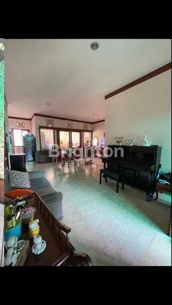 image RUMAH 2 1/2 LANTAI DEPAN SEKOLAH KESATUAN BOGOR (2)