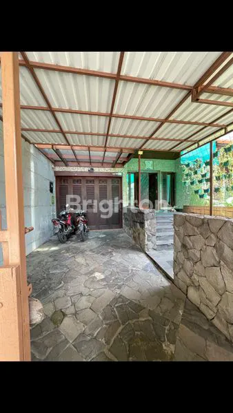 image RUMAH 2 1/2 LANTAI DEPAN SEKOLAH KESATUAN BOGOR (8)