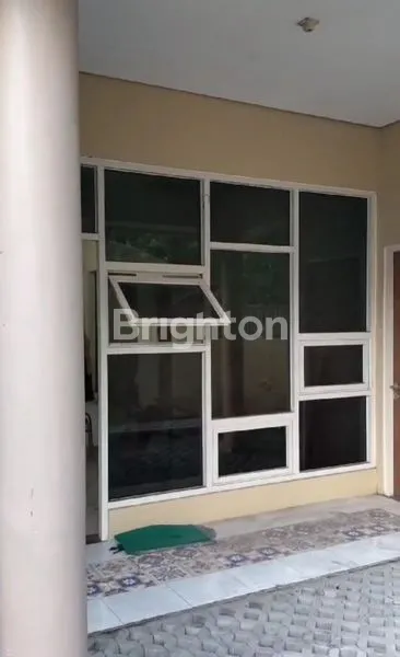 image RUMAH USAHA RUNGKUT ASRI TIMUR DEKAT UPN COCOK UNTUK KANTOR RUMAH MAKAN (2)
