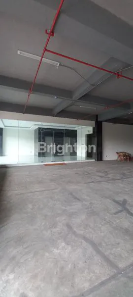 image GEDUNG BARU , TB SIMATUPANG, PONDOK PINANG, JAKARTA SELATAN (5)