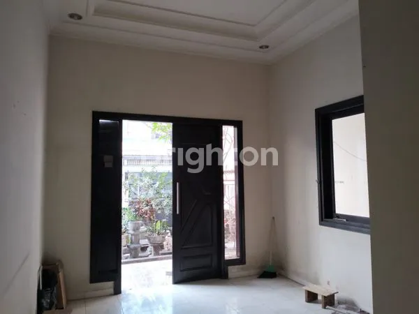 image RUMAH DAERAH PETEMON (2)