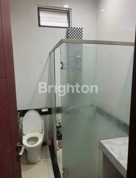 image JUAL RUMAH BERPERABOTAN SIAP HUNI DI PETEMON SIDOMULYO, SURABAYA. (6)