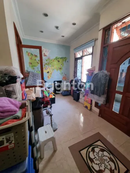 image RUMAH FULL FURNISHED 5 KAMAR DI MANGGA BESAR (2)