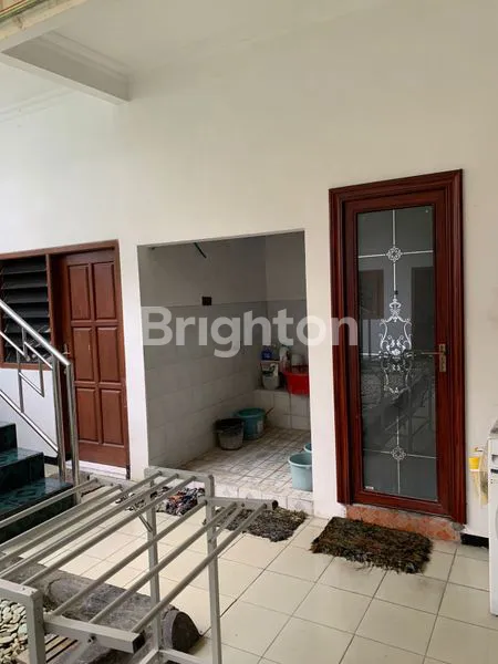 image JUAL RUMAH BESAR 2  LANTAI DI DAERAH BUNGA2 SUHAT KOTA MALANG (6)
