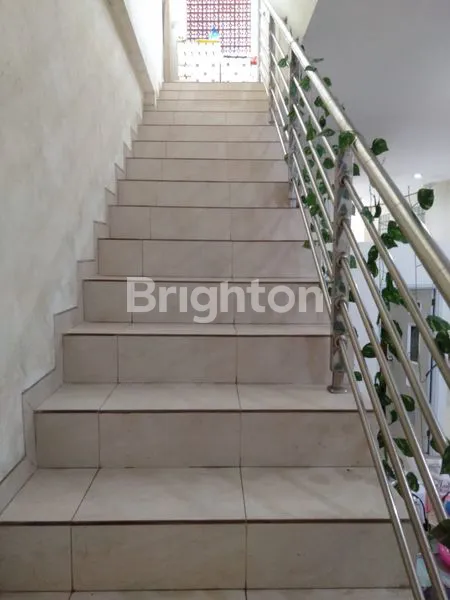 image RUKO 3 LANTAI DI PUSAT KOTA SIDOARJO (5)