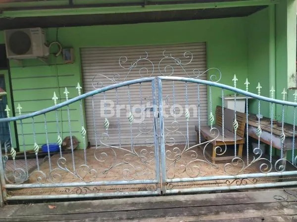 image RUMAH LOKASI STRATEGIS ADA 7 KAMAR KOST KOSAN (3)