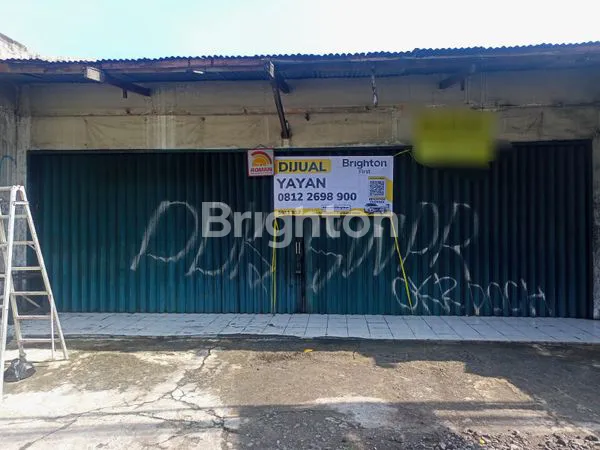 TEMPAT USAHA JL RAYA SOLO KM 9, DEKAT AREA TOKO OLEH OLEH TERNAMA