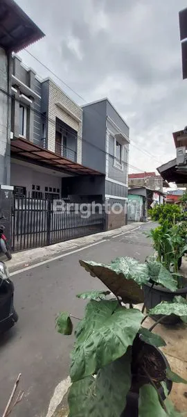 image RUMAH ASRI DI KEMAYORAN JAKARTA PUSAT (1)