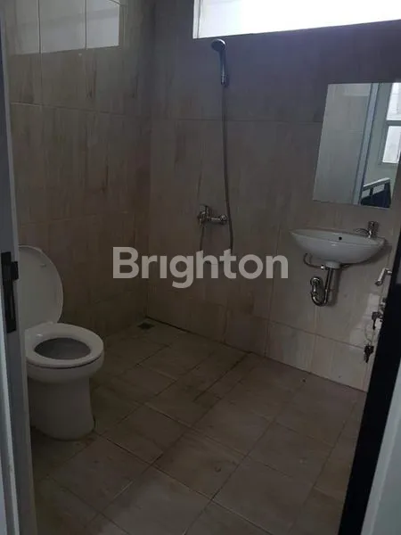 image RUMAH 2 LANTAI SIAP HUNI DEKAT WALIKOTA JAKARTA TIMUR  (5)