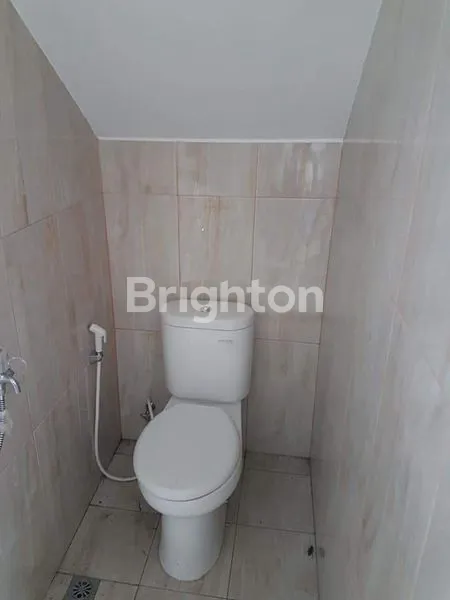 image RUMAH 2 LANTAI SIAP HUNI DEKAT WALIKOTA JAKARTA TIMUR  (6)