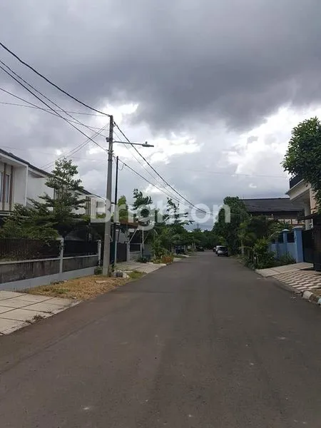 image RUMAH 2 LANTAI SIAP HUNI DEKAT WALIKOTA JAKARTA TIMUR  (8)