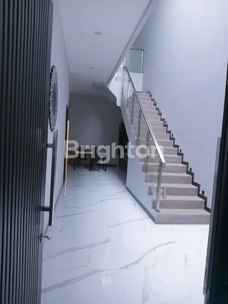 image RUMAH MULYOSARI 2 LANTAI SIAP HUNI (4)