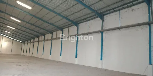 image GUDANG SIAP PAKAI READY 3 UNIT JEJER ROW LEBAR AKSES KONTAINER BUMI MASPION ROMOKALISARI (5)