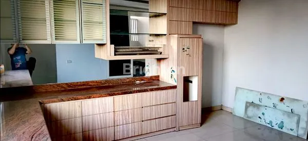 image DEKAT MERR, PONDOK NIRWANA, HOOK, GARASI LUAS, BISA UNTUK KANTOR, ADA MINI GOLF (7)