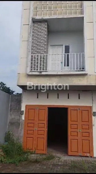 image RUMAH 2½ TINGKAT DALAM KOMPLEK MEDAN TIMUR (1)