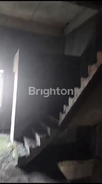 image RUMAH 2½ TINGKAT DALAM KOMPLEK MEDAN TIMUR (6)