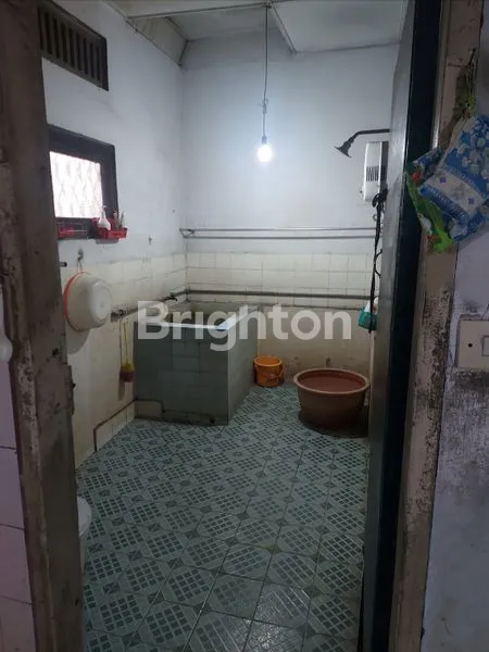 image RUMAH YANG LUAS SIAP HUNI (5)