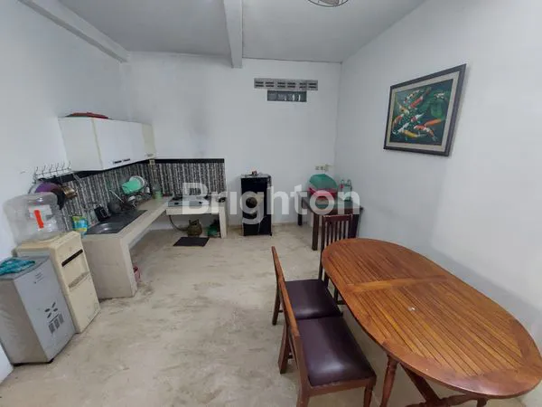 image RUMAH 1 LANTAI + SEMI FURNISH DI LINGKUNGAN NYAMAN TERAWAT SIAP HUNI GRAND DELTASARI (4)
