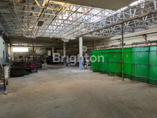 image GUDANG EX PABRIK KRUPUK NOL JALAN RAYA MOJOKERTO DEKAT TOL (7)