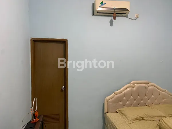 image RUMAH KOS SIAP PAKAI DUKUH KUPANG SANGAT MENGUNTUNGKAN ROW LEBAR DEKAT MERR (7)