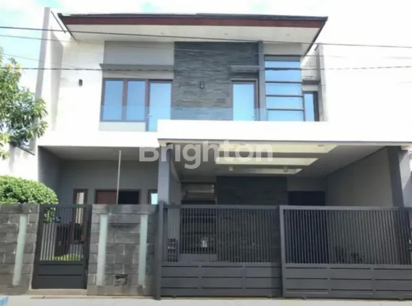 image BARUK UTARA 2 LANTAI MINIMALIS SEMI FURNISH, ROW 3 MOBIL (1)