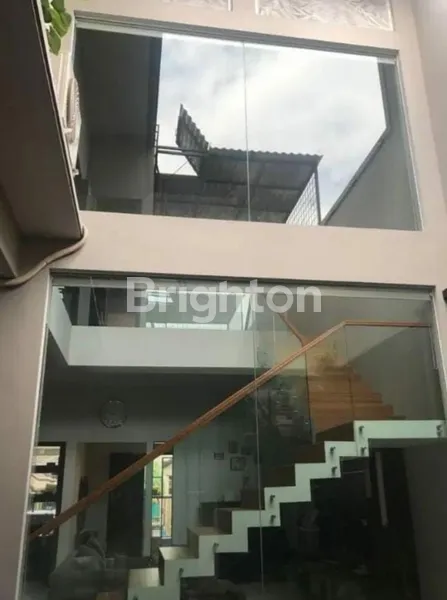 image BARUK UTARA 2 LANTAI MINIMALIS SEMI FURNISH, ROW 3 MOBIL (5)