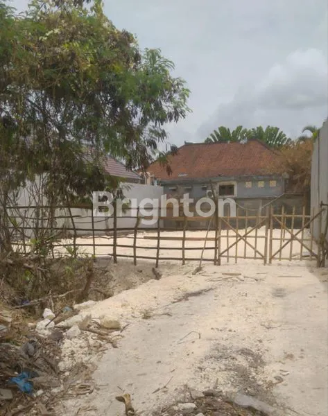 image HOT SALE TANAH 250M2 DI AREA VILLA SEMINYAK (2)