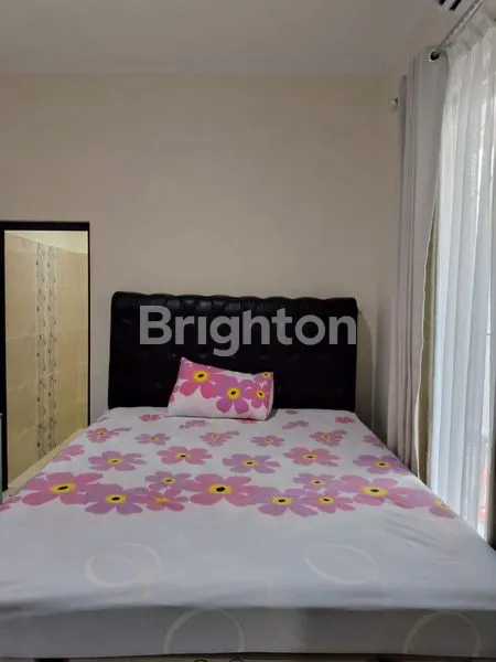 image RUMAH FULL FURNISH CANTIK TERAWAT SIAP HUNI (2)