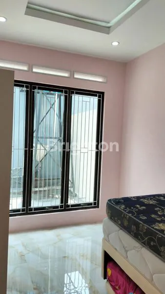 image RUMAH FULL FURNISH CANTIK TERAWAT SIAP HUNI (6)