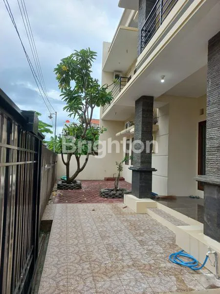 image RUMAH MEWAH DUA LANTAI DI KELENGAN SEMARANG (2)