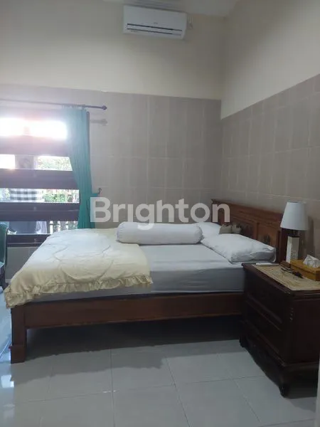 image RUMAH 1 LANTAI DENGAN KONDISI YANG TERAWAT BAIK DAN BERSIH, FULLY FURNISHED SIAP HUNI DILOKASI YANG TENANG DAN NYAMAN DALAM KOMPLEK PERUMAHAN AREA JALAN RAYA KAMPUS UNUD JIMBARAN (8)