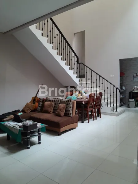 image RUMAH KEBRAON DEKAT GRAND HARVEST, GUNUNGSARI, WIYUNG, LAKARSANTRI, MASTRIP (4)