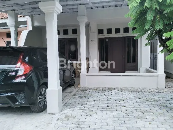 image RUMAH RAPI BERSIH SIAP HUNI DI TAMAN KENARI NUSANTARA DI PINGGIR JALAN RAYA ALTERNATIF CIBUBUR (1)