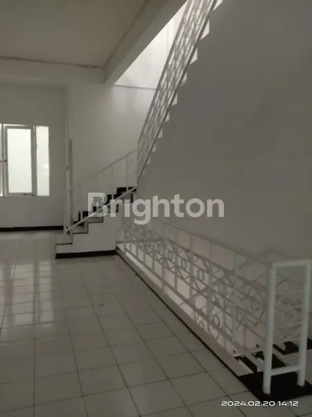 image RUKO KOMERSIAL AREA 3 LT DI KERTAJAYA INDAH TIMUR SURABAYA  (7)