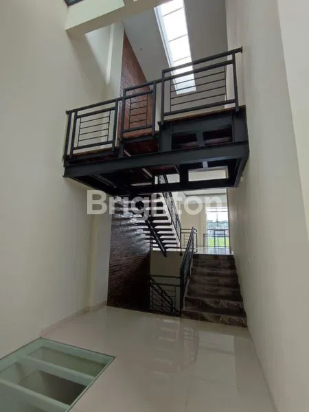 image RUMAH BARU MODERN TROPIS "KUMALA SHINTA" KOTA BARU PARAHYANGAN (8)