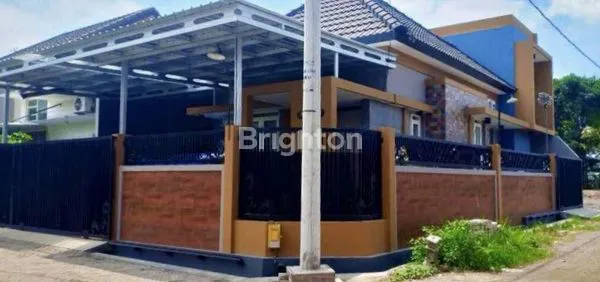 image RUMAH HOOK 2 LANTAI BAGUS AREA IKAN IKAN MALANG (1)