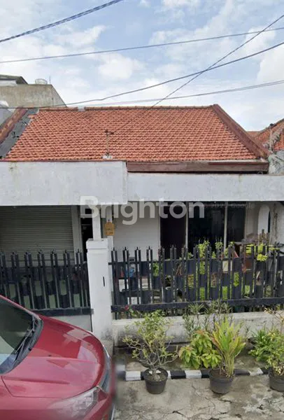 image RUMAH 1 LT DI BARATA JAYA SURABAYA (1)