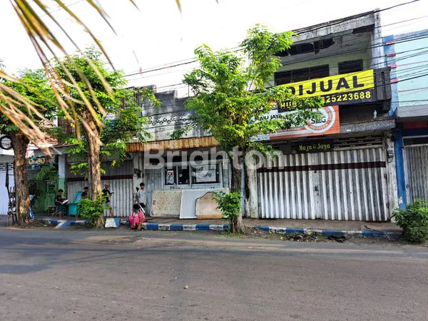 image TOKO DI JL RAYA PANGLIMA SUDIRMAN PROBOLINGGO (7)