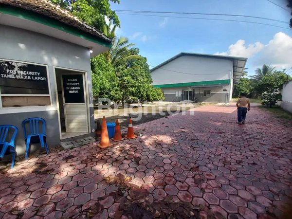 image BANGUNAN LUAS DEKAT HOTEL CEMPAKA  (2)